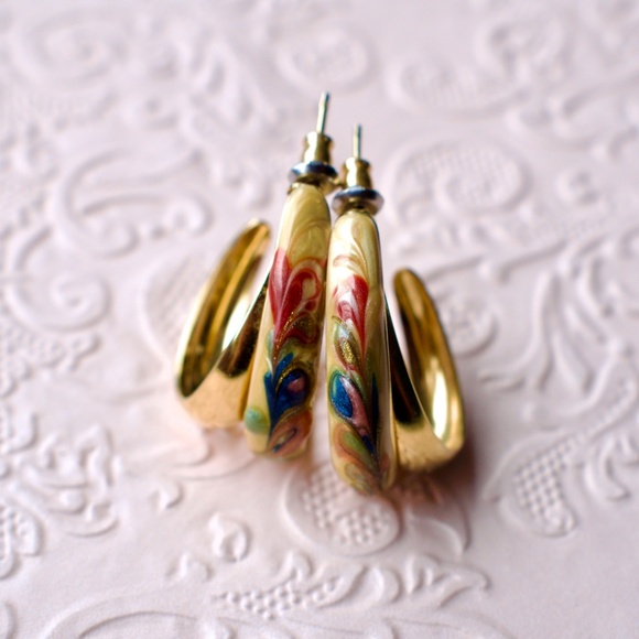 💞💗 Vintage Double Hoop Gold Plated Earrings With Coloured Print Enamel Design - Picture 3 of 8